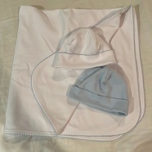 Kissy Kissy hat and swaddle blanket bundle